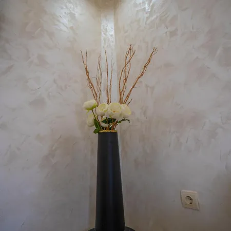 Ar Luxury Vip Διαμέρισμα Ράβντα