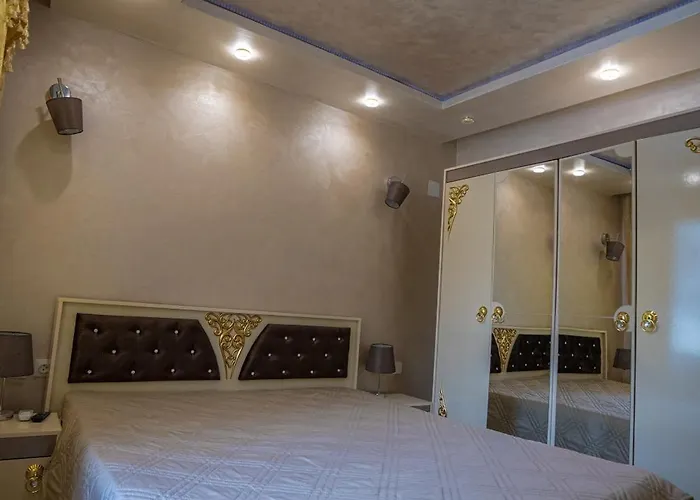 Ar Luxury Vip Апартаменты *